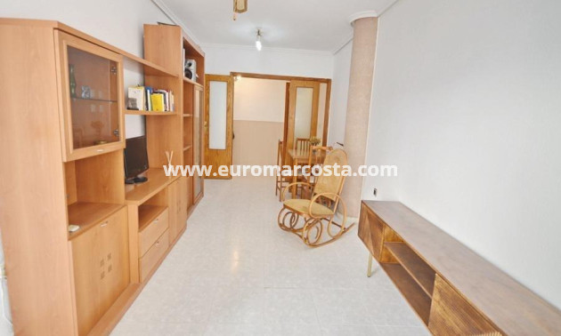 Objekte zum Wiederverkauf - Wohnung - Torrevieja - TORREVIEJA