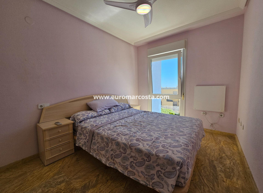 Objekte zum Wiederverkauf - Villa freitstehend - Torrevieja - Orihuela Costa
