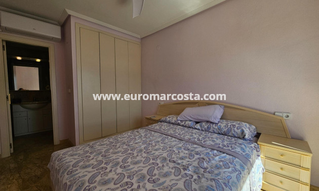 Objekte zum Wiederverkauf - Villa freitstehend - Torrevieja - Orihuela Costa