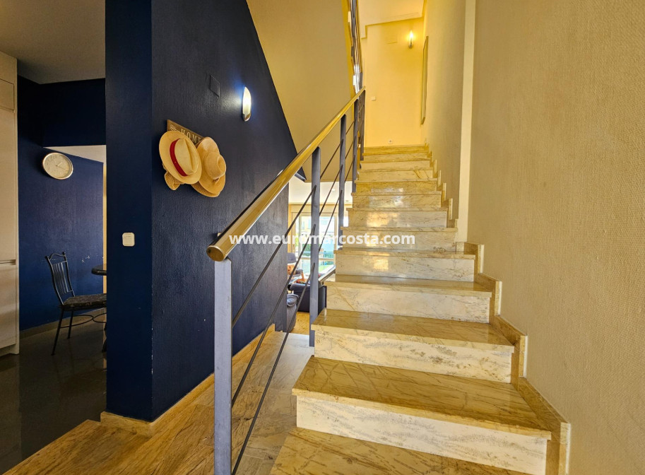 Objekte zum Wiederverkauf - Villa freitstehend - Torrevieja - Orihuela Costa