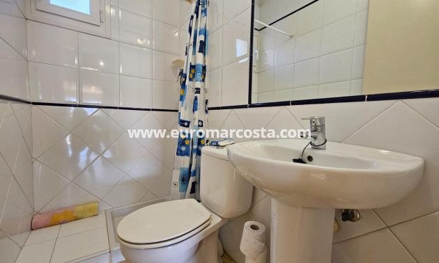 Objekte zum Wiederverkauf - Villa freitstehend - Torrevieja - Orihuela Costa