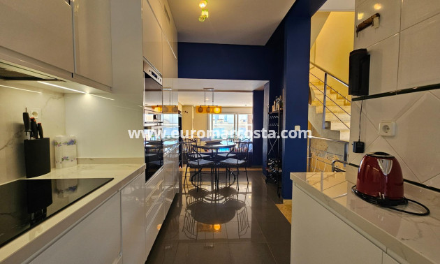 Objekte zum Wiederverkauf - Villa freitstehend - Torrevieja - Orihuela Costa