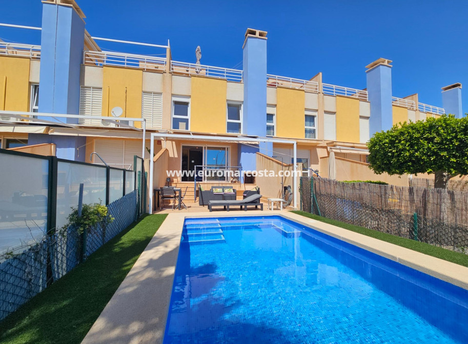 Objekte zum Wiederverkauf - Villa freitstehend - Torrevieja - Orihuela Costa