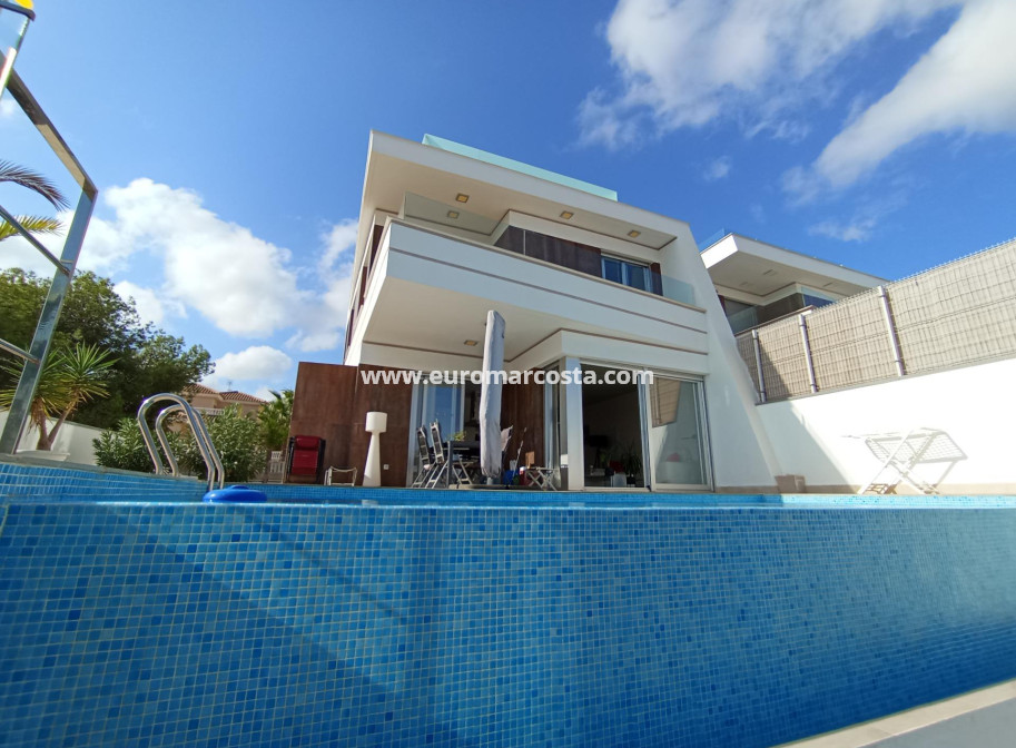 Objekte zum Wiederverkauf - Villa freitstehend - Orihuela - Orihuela Ciudad