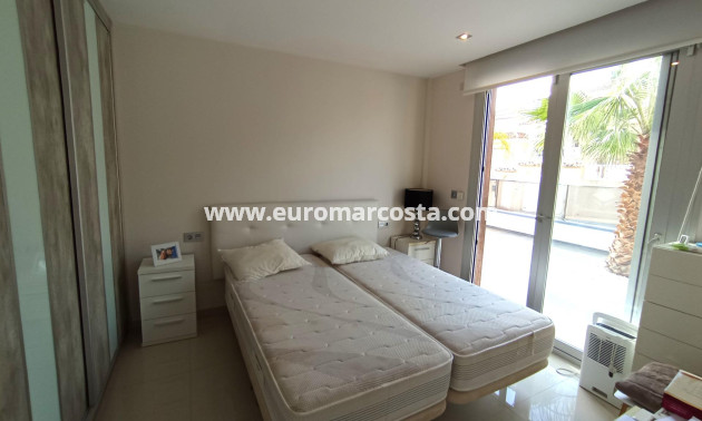 Objekte zum Wiederverkauf - Villa freitstehend - Orihuela - Orihuela Ciudad