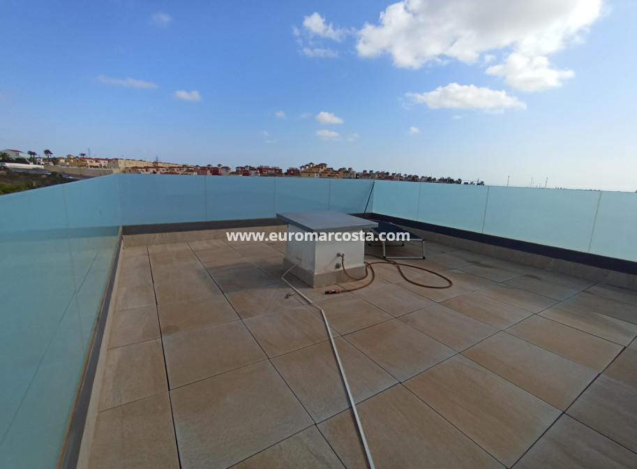 Objekte zum Wiederverkauf - Villa freitstehend - Orihuela - Orihuela Ciudad