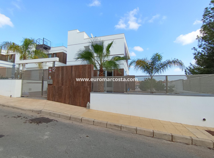 Objekte zum Wiederverkauf - Villa freitstehend - Orihuela - Orihuela Ciudad