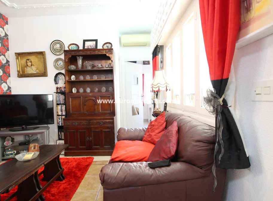 Sale - Villa - Torrevieja - TORREVIEJA