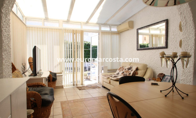 Sale - Villa - Torrevieja - TORREVIEJA