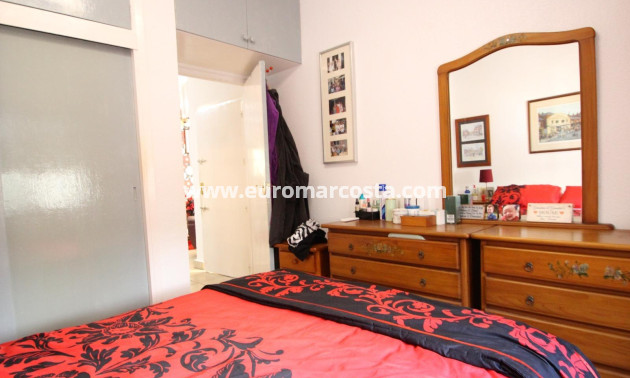 Sale - Villa - Torrevieja - TORREVIEJA