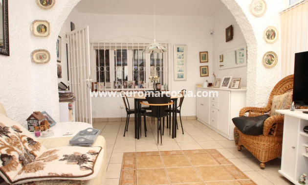 Sale - Villa - Torrevieja - TORREVIEJA