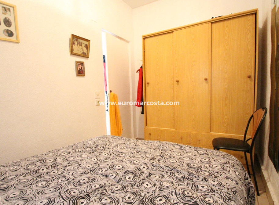 Sale - Villa - Torrevieja - TORREVIEJA
