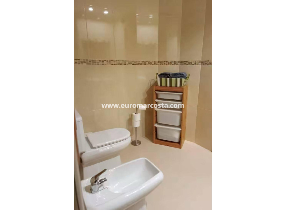 Venta - Adosado - Torrevieja - Aguas Nuevas