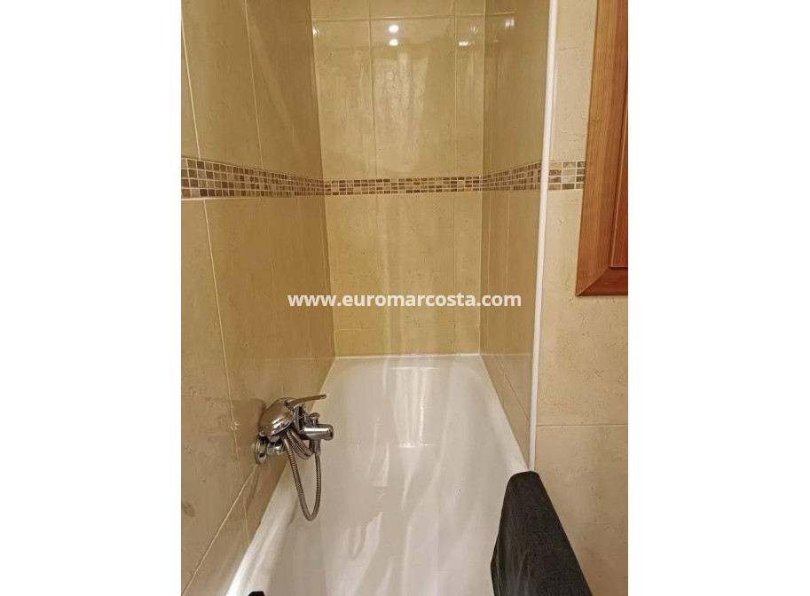 Venta - Adosado - Torrevieja - Aguas Nuevas