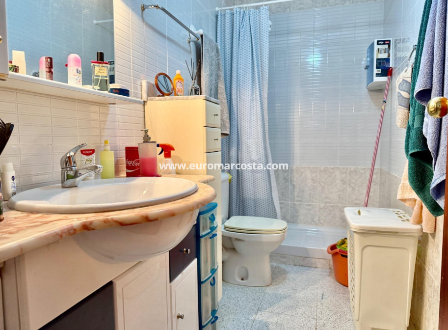 Objekte zum Wiederverkauf - Wohnung - Torrevieja - TORREVIEJA