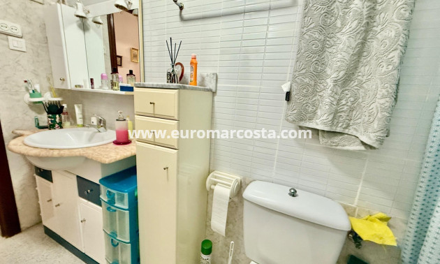Objekte zum Wiederverkauf - Wohnung - Torrevieja - TORREVIEJA