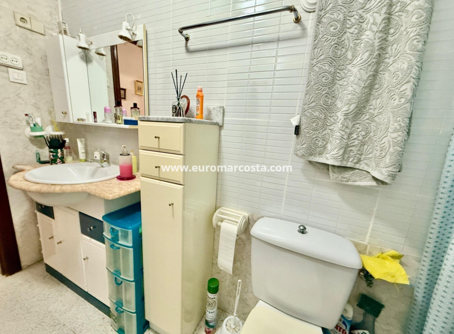 Objekte zum Wiederverkauf - Wohnung - Torrevieja - TORREVIEJA