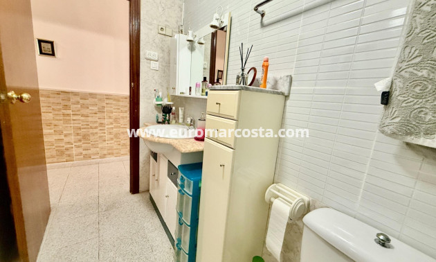 Objekte zum Wiederverkauf - Wohnung - Torrevieja - TORREVIEJA