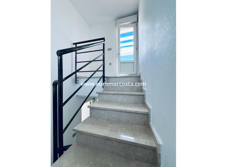 Objekte zum Wiederverkauf - Casa - Guardamar del Segura - EL RASO