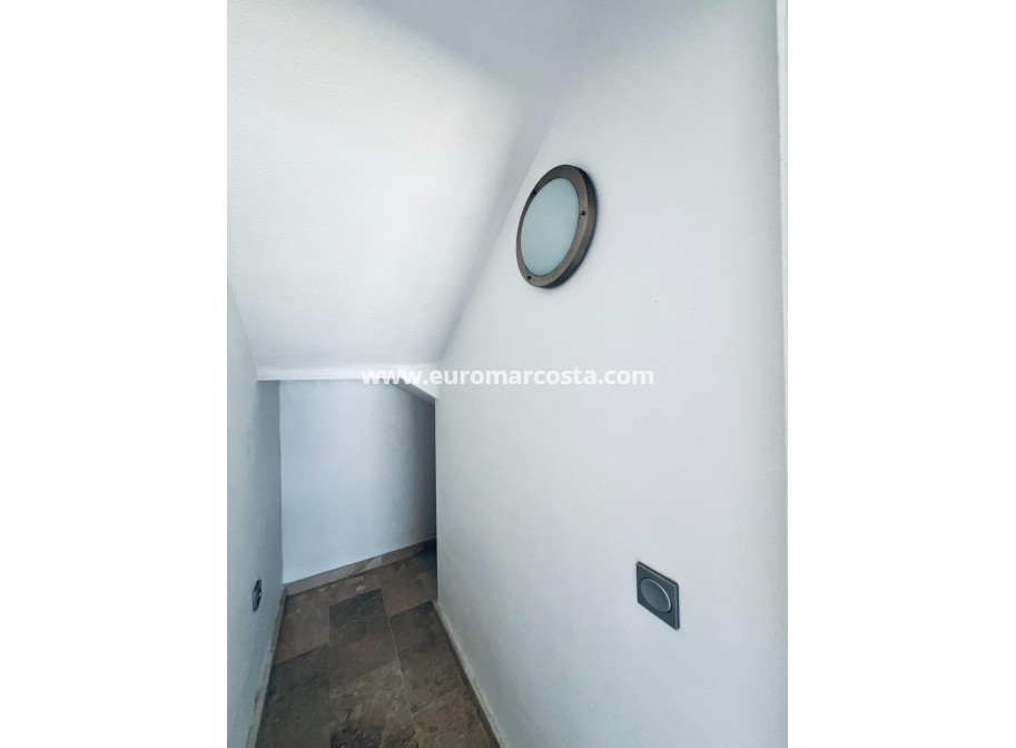 Objekte zum Wiederverkauf - Casa - Guardamar del Segura - EL RASO