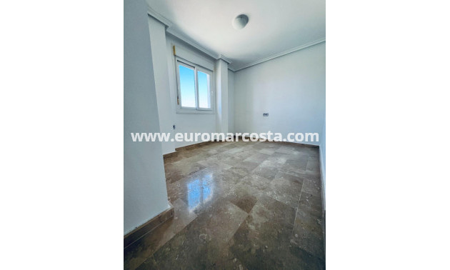 Objekte zum Wiederverkauf - Casa - Guardamar del Segura - EL RASO