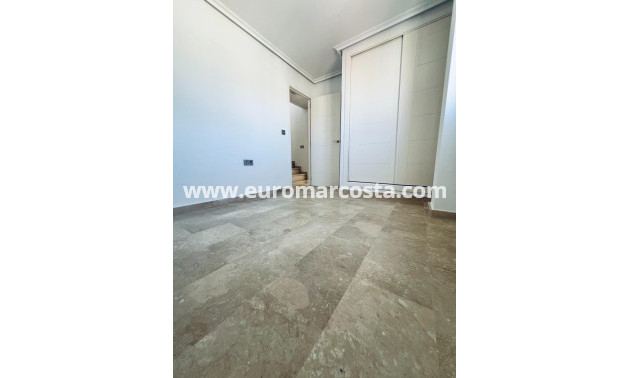 Objekte zum Wiederverkauf - Casa - Guardamar del Segura - EL RASO
