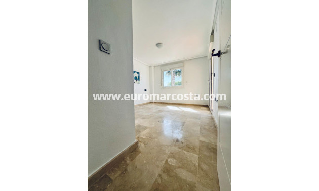 Objekte zum Wiederverkauf - Casa - Guardamar del Segura - EL RASO