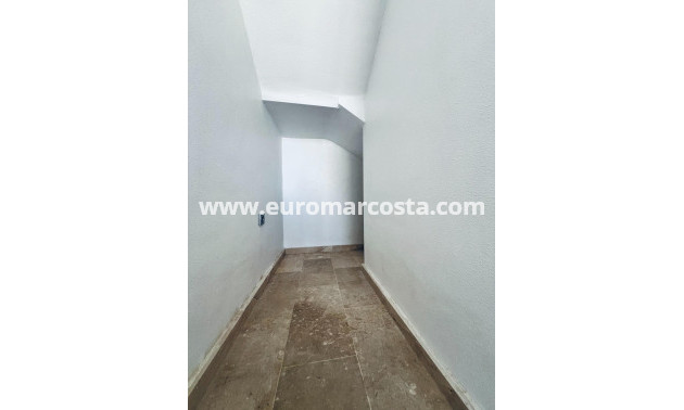 Objekte zum Wiederverkauf - Casa - Guardamar del Segura - EL RASO
