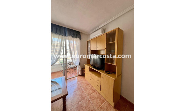 Objekte zum Wiederverkauf - Wohnung - Torrevieja - TORREVIEJA
