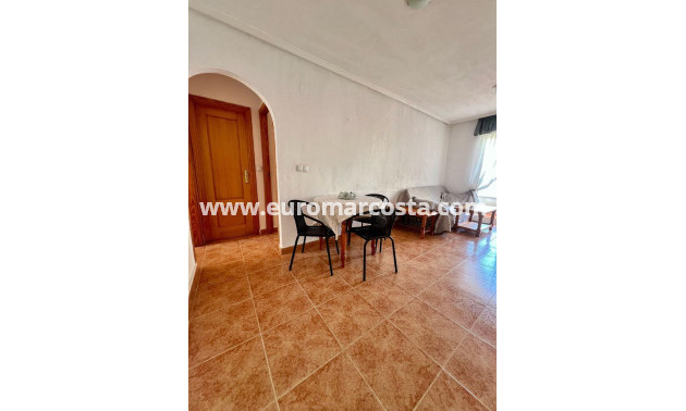 Objekte zum Wiederverkauf - Wohnung - Torrevieja - TORREVIEJA