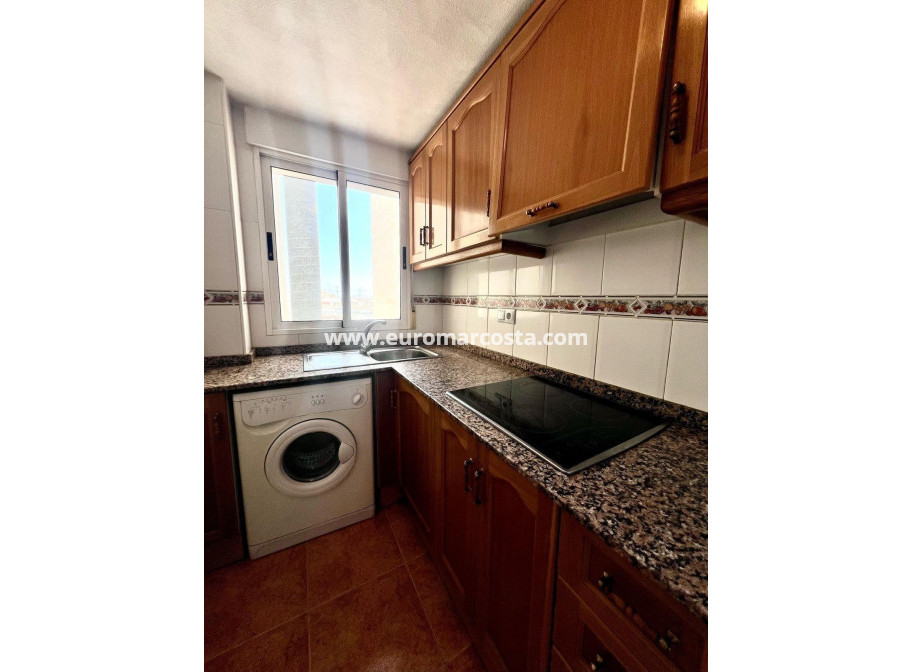 Objekte zum Wiederverkauf - Wohnung - Torrevieja - TORREVIEJA