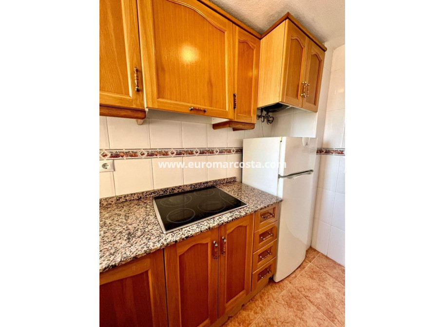 Objekte zum Wiederverkauf - Wohnung - Torrevieja - TORREVIEJA
