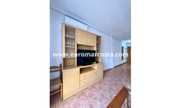 Objekte zum Wiederverkauf - Wohnung - Torrevieja - TORREVIEJA