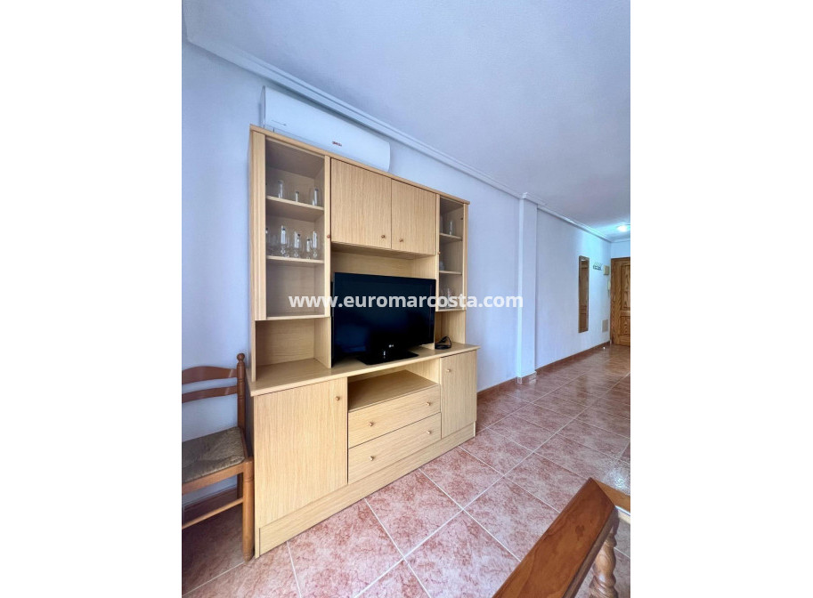 Objekte zum Wiederverkauf - Wohnung - Torrevieja - TORREVIEJA