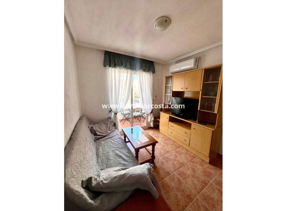 Objekte zum Wiederverkauf - Wohnung - Torrevieja - TORREVIEJA