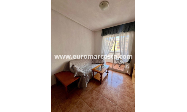 Objekte zum Wiederverkauf - Wohnung - Torrevieja - TORREVIEJA