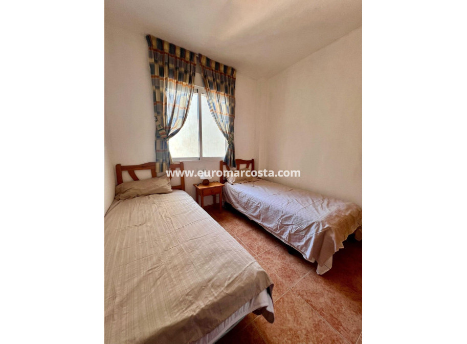 Objekte zum Wiederverkauf - Wohnung - Torrevieja - TORREVIEJA