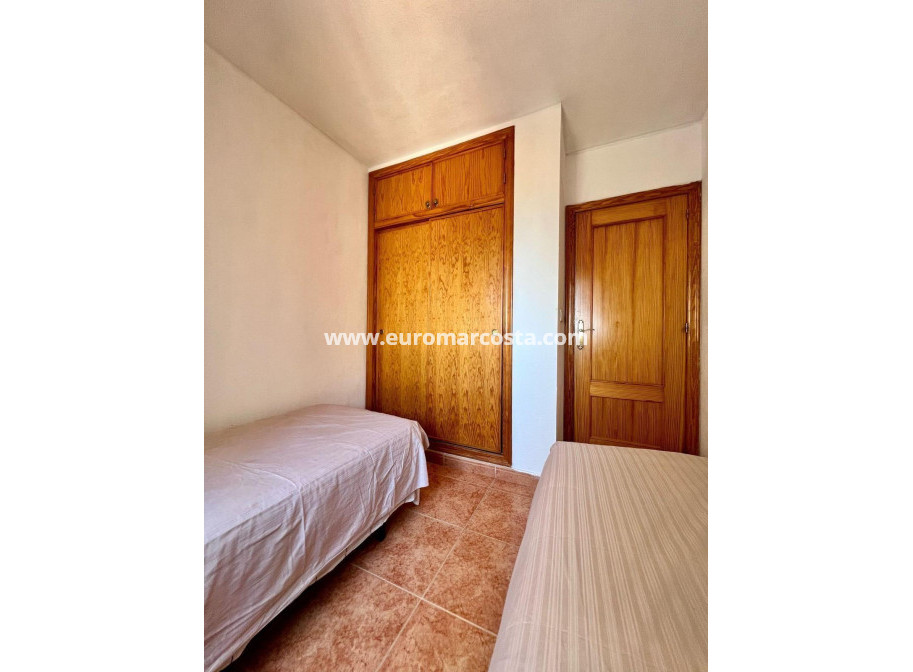 Objekte zum Wiederverkauf - Wohnung - Torrevieja - TORREVIEJA