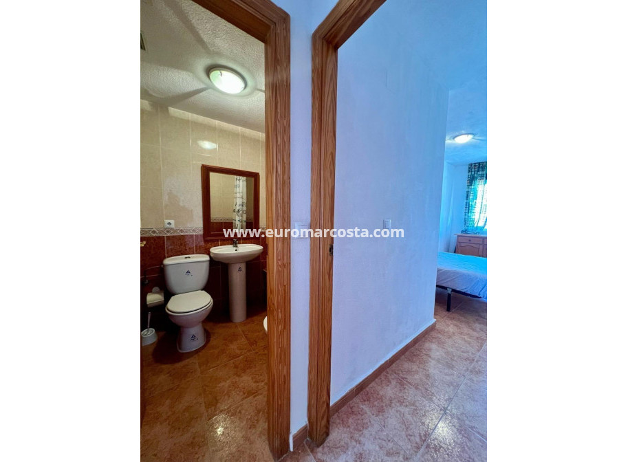 Objekte zum Wiederverkauf - Wohnung - Torrevieja - TORREVIEJA