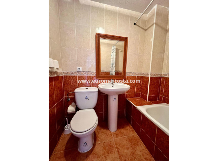 Objekte zum Wiederverkauf - Wohnung - Torrevieja - TORREVIEJA