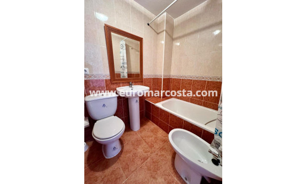 Objekte zum Wiederverkauf - Wohnung - Torrevieja - TORREVIEJA