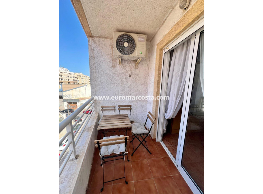Objekte zum Wiederverkauf - Wohnung - Torrevieja - TORREVIEJA