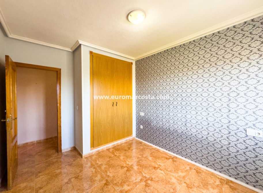 Venta - Apartamento / piso - Torrevieja - TORREVIEJA