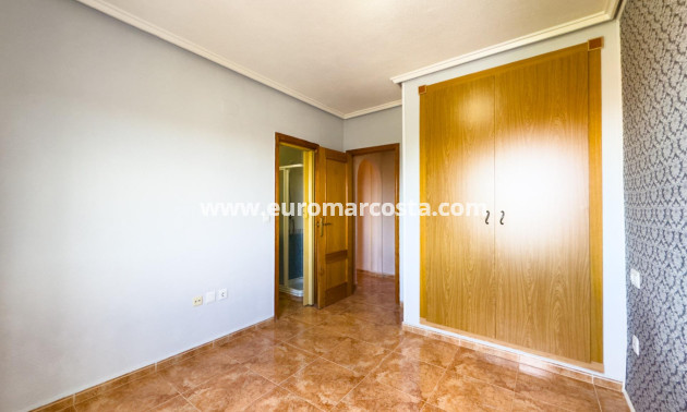 Venta - Apartamento / piso - Torrevieja - TORREVIEJA