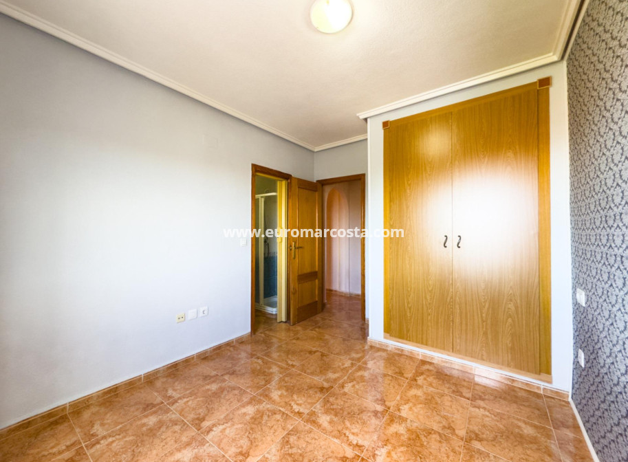 Venta - Apartamento / piso - Torrevieja - TORREVIEJA