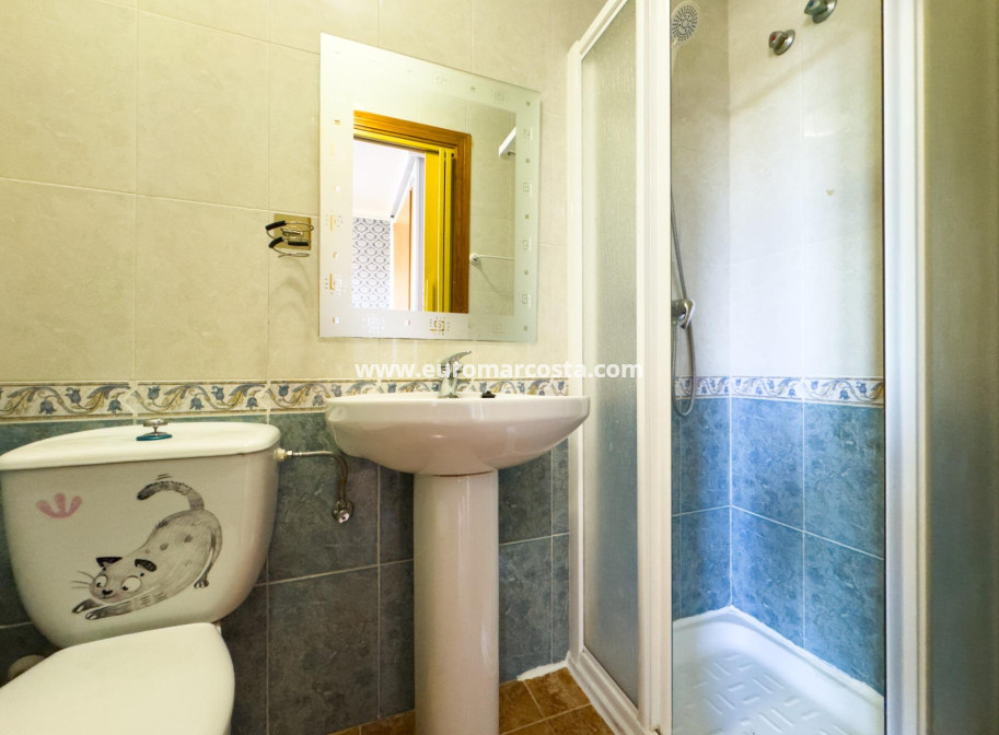 Venta - Apartamento / piso - Torrevieja - TORREVIEJA