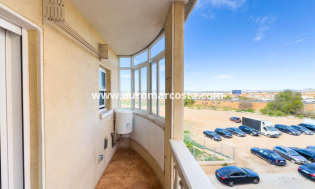 Venta - Apartamento / piso - Torrevieja - TORREVIEJA
