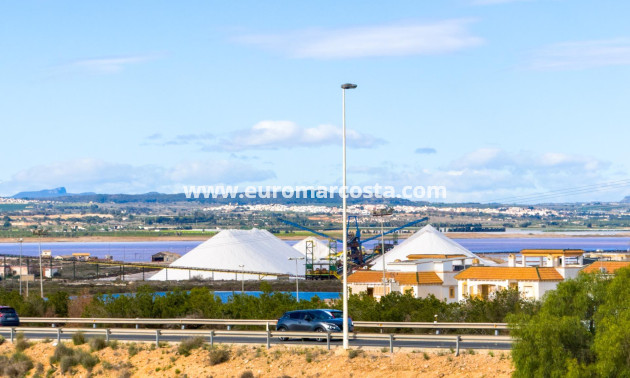 Venta - Apartamento / piso - Torrevieja - TORREVIEJA