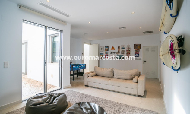 Sale - Villa - Orihuela - Las Colinas Golf