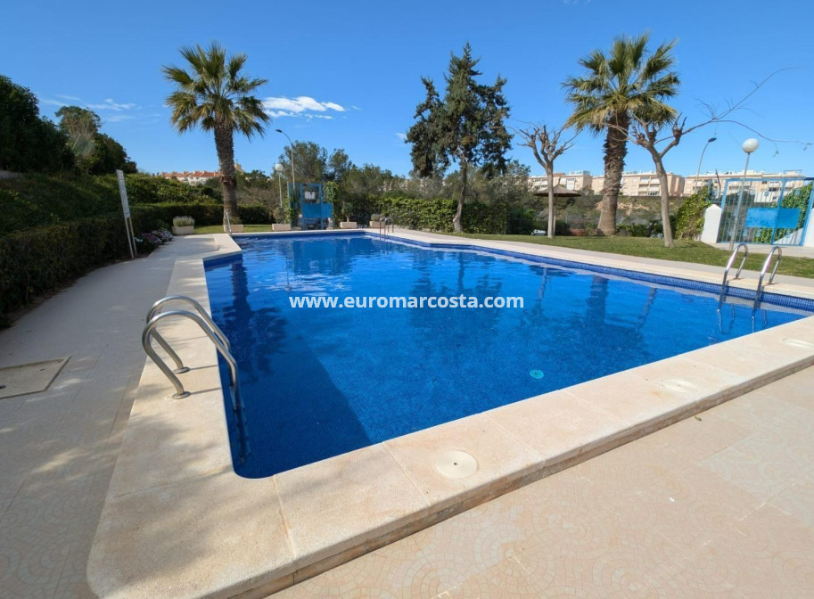 Objekte zum Wiederverkauf - Penthouse - Torrevieja - Los Europeos